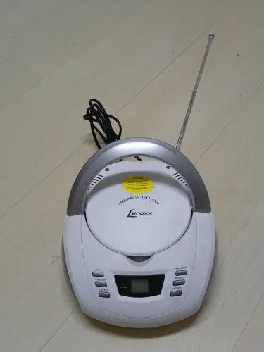 Mini system Lenoxx cd, AM e FM (cd com defeito)