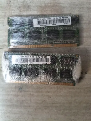 Vendo uma de Memória RAM DDR3 de 1x4GB
