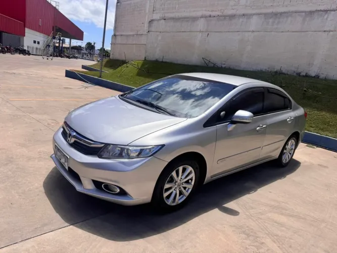 Honda Civic Sedan LXR 2.0 Flexone 16V Aut. 4P 2014