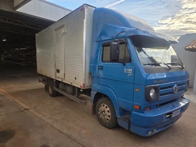 Vw 8150 plus/11 baú relíquia