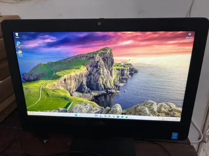 Computador Dell All in one Core I3 8GB Win 11 Pro-Envio Nacional