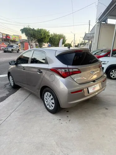 Hyundai HB20 Unique 1.0 Flex 12V Mec. 2019