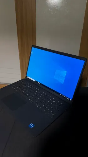 Dell Inspiron 15 3530