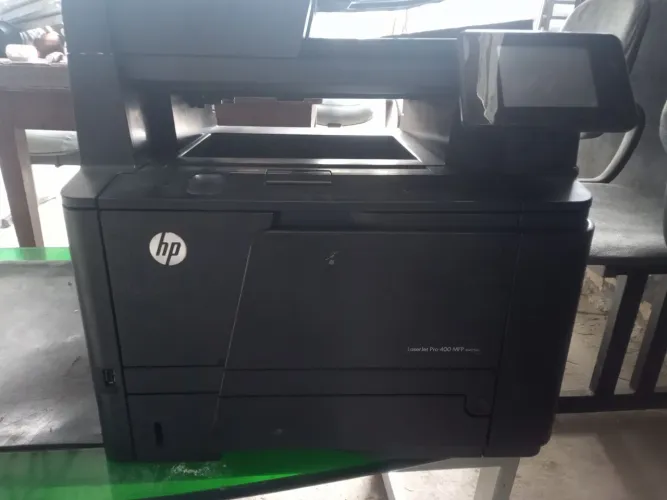 Impressora  HP LaserJet Pro 400 MFP