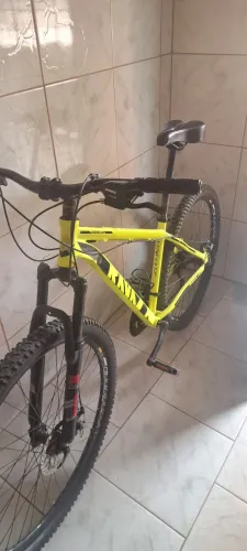 Troco por outra bike quadro  19 ou 21