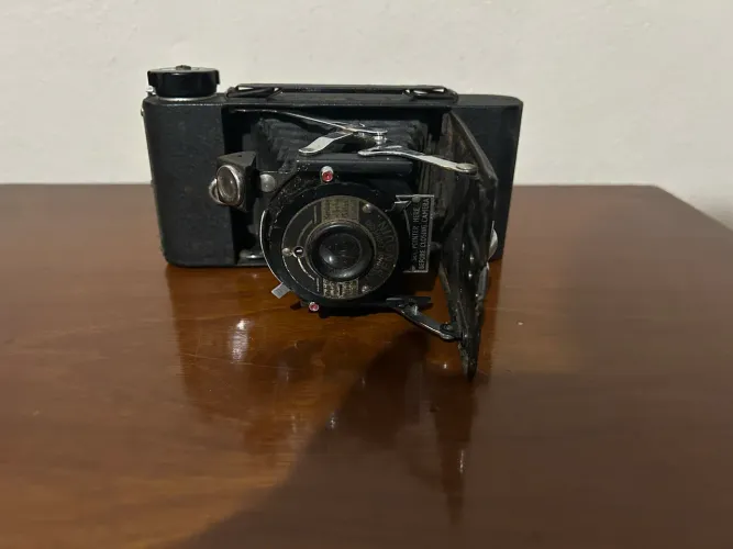 Câmera de fole Kershaw Eight-20 Penguin
