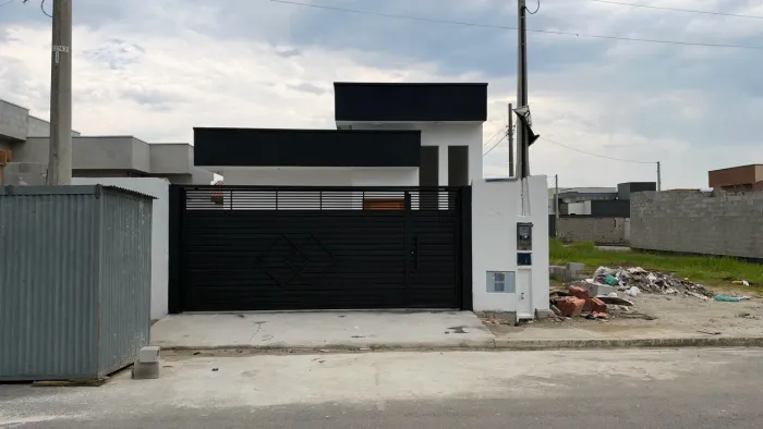 Vendo Casa no Bairro Santa Clara