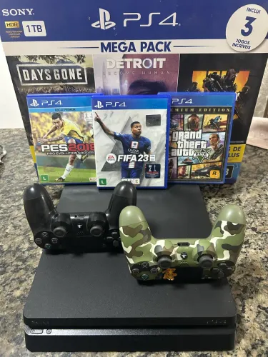 PlayStation 4 slim 1 TB