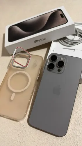 iPhone 15 Pro Max 256 - Natural Titanium 