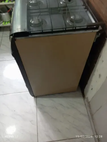 Vendo fogão de 4 bocas funcionando perfeitamente 