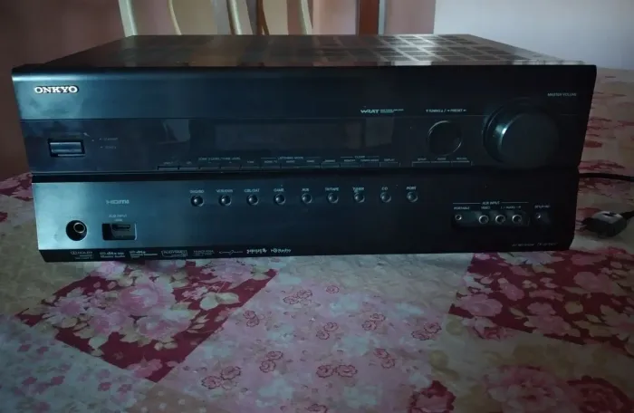 Receiver onkyo Tx-sr607 