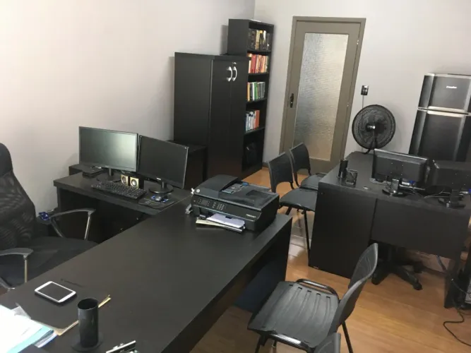 Sala Comercial para Venda em Belo Horizonte, Centro, 1 banheiro