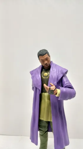 Marvel legends kang