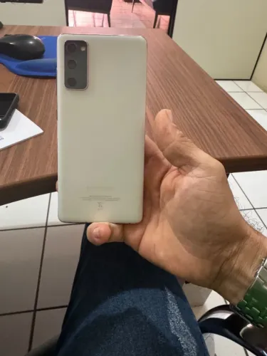 S20 FE, leiam descrição.