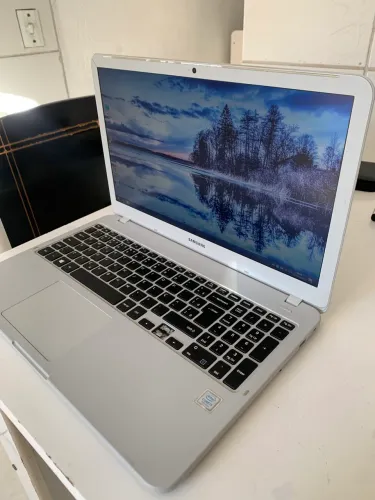Notebook Samsung i3 7º geração