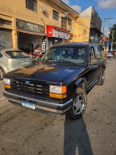 Ford Explorer XLT 4X2 4.0 V6 1994