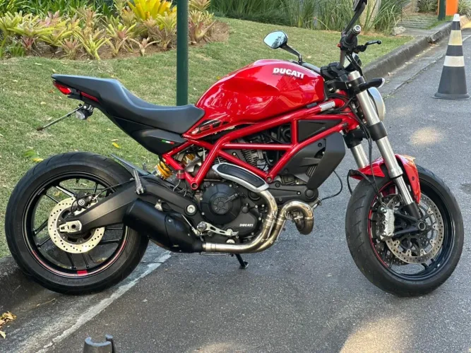 Ducati Monster 797 2019 - Vermelha icônica