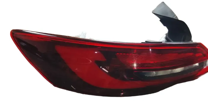 Lanterna Traseira Esquerda Fastback 2022/ (Canto)