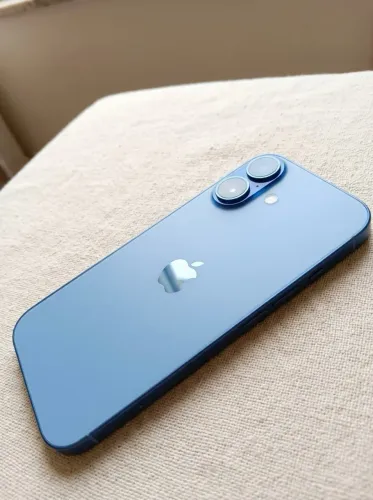 iPhone 16 128GB Azul Ultramarine ? Estado Impecável | Bateria 100%