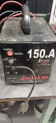 Jobim carregador de bateria caminhão 24 volts usado.
