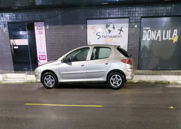 Peugeot 206 Presence 1.4/ 1.4 Flex 8V 5P 2007