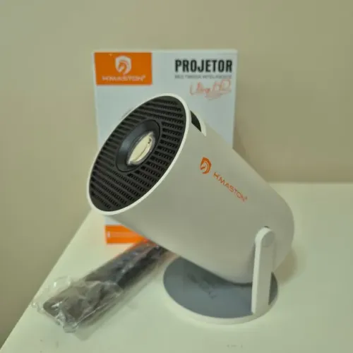 Projetor Multimídia Hmaston Ty01 Pro Ultra Hd - Cor Branco (Usado)