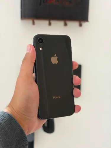 iPhone XR 64GB 