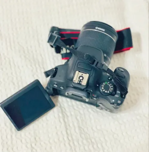 T5I + 18-55mm. Touchscreen, tela móvel câmera Canon, só falo no whats não falo no olx