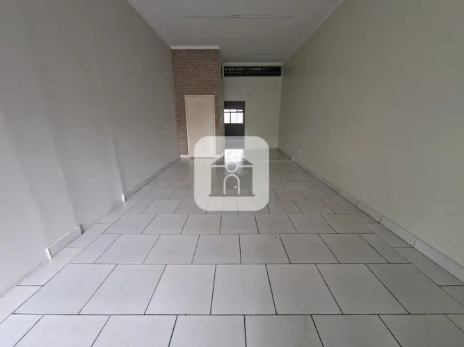 Loja para locação no bairro Tubalina
