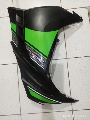 Carenagem dianteira esquerda - Kawasaki Ninja 300 2013 ABS