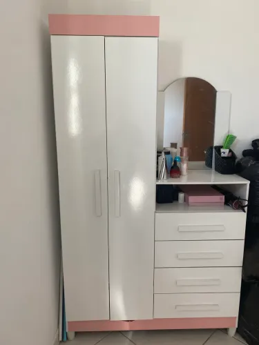 Vendo guarda-roupa penteadeira
