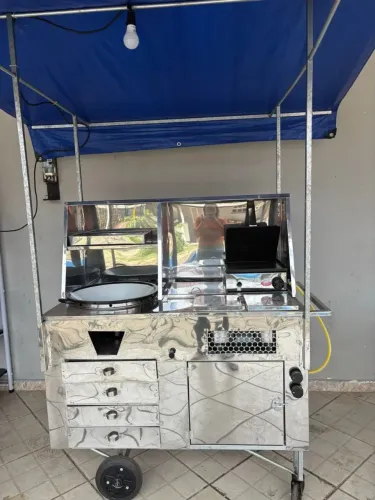 Carrinho de lanche com toldo