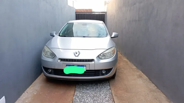 Renault Fluence Sed. Dynamique 2.0 16V Flex Aut. 2012