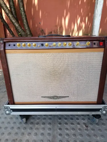 Amplificador de Guitarra Oneal OCG1202 ( Conservado )