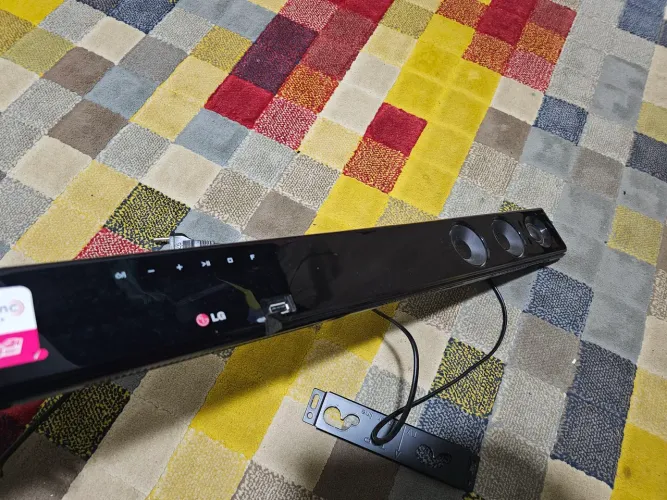Sound Bar LG NB2430A 160W RMS Bluetooth | Som Potente para TV, Filmes e Música