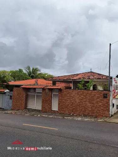 Excelente casa no Treze de Maio