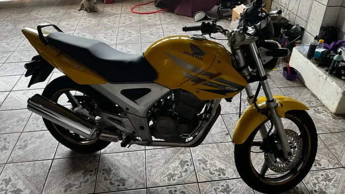 Cbx Twister 250