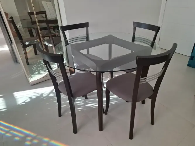 Mesa jantar 4 cadeiras - Usado