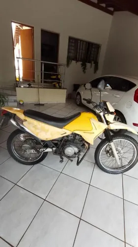 Yamaha XTZ 125cc - Segundo Dono - Ótimo Estado (75.000 km)
