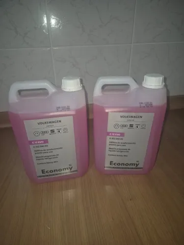 Kit 2 galões de 5L cada de Fluido de radiador original VW - Nota Fiscal - OPORTUNIDADE !!!