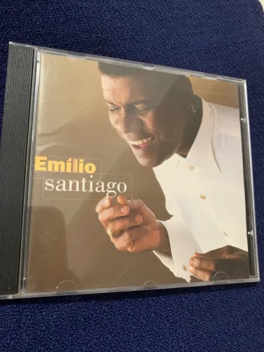 Cd Emílio Santiago