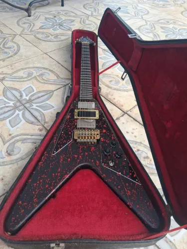 Guitarra Epiphone/Gibson flying v + Hardcase