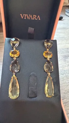 Par de brincos ouro amarelo Vivara