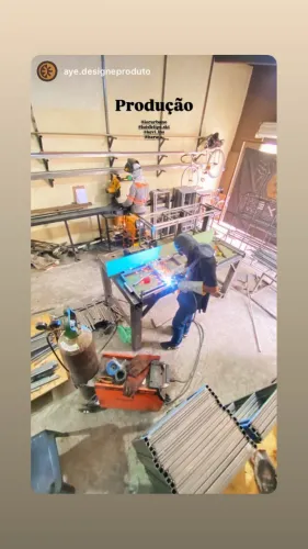 Serralheiro/ solda a domicílio / fabricaçao e reforma 