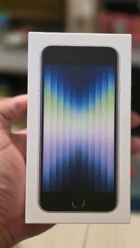 iPhone SE - 3 geração - 5g - 64gb - branco - 1 ano garantia - lacrado