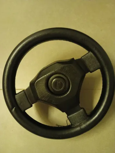 Volante Esportivo Panther dos Anos 80 Novo sem Uso com Buzina e Capinha