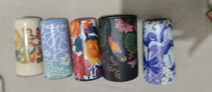 Vendo copos originais conservados 90 reais 