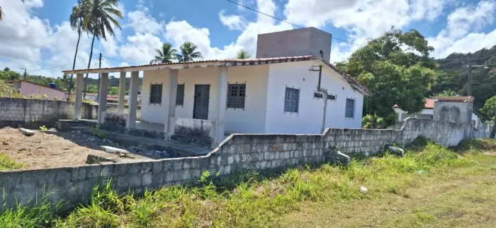 Casa de Praia - 03 quartos sendo 01 suíte - Pitimbu, PB