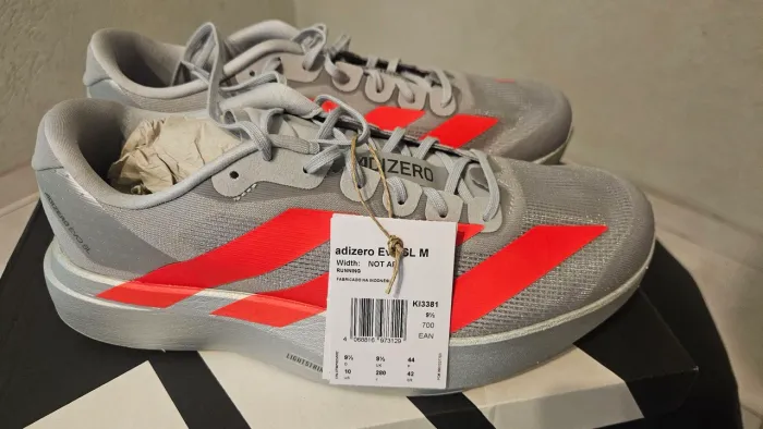 Adidas adizero evo sl 42 novo na caixa