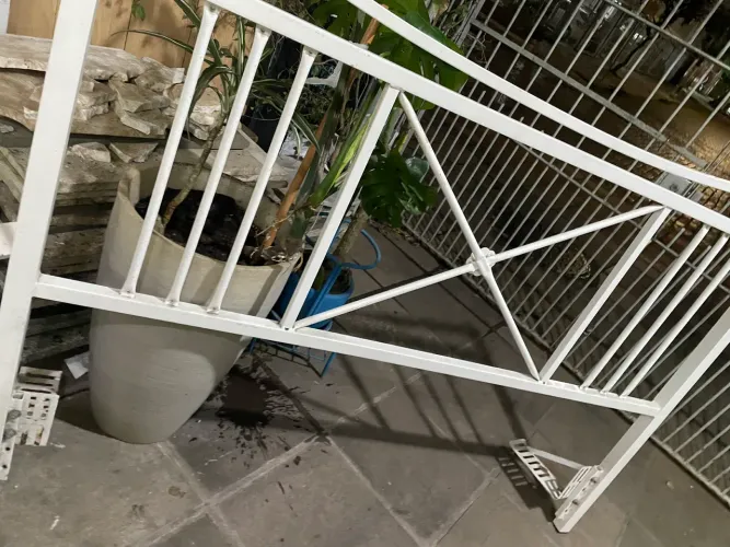 Cabeceira de cama de ferro